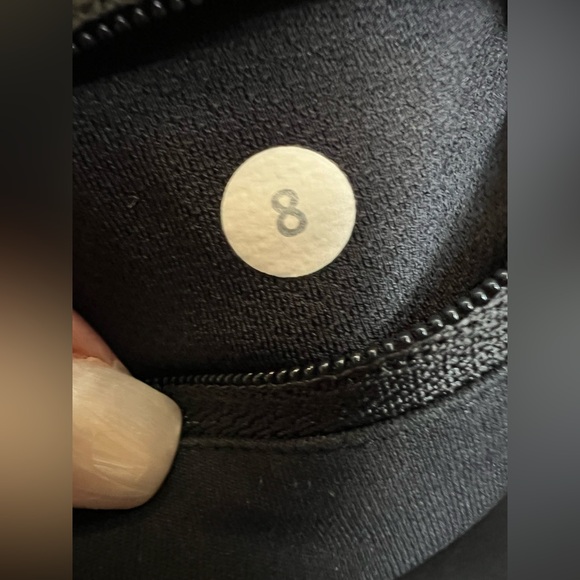 lululemon athletica Midnight Black Ruffle Leggings size 8 - Picture 7 of 7